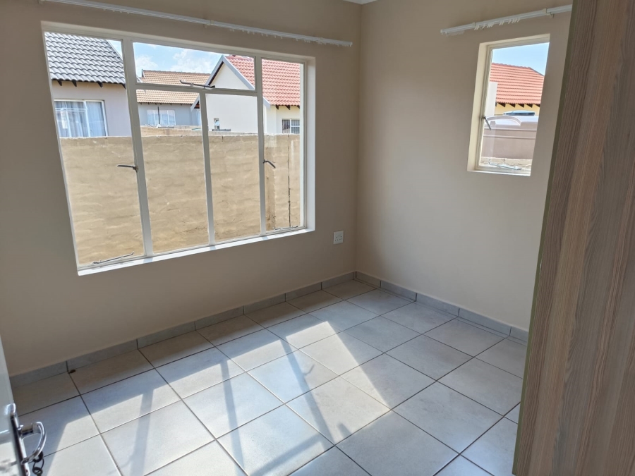 3 Bedroom Property for Sale in Waterkloof Hill Estate North West